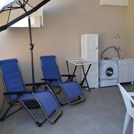 Casa Vacanze Lombardo Santa Teresa Di Riva Dış mekan fotoğraf