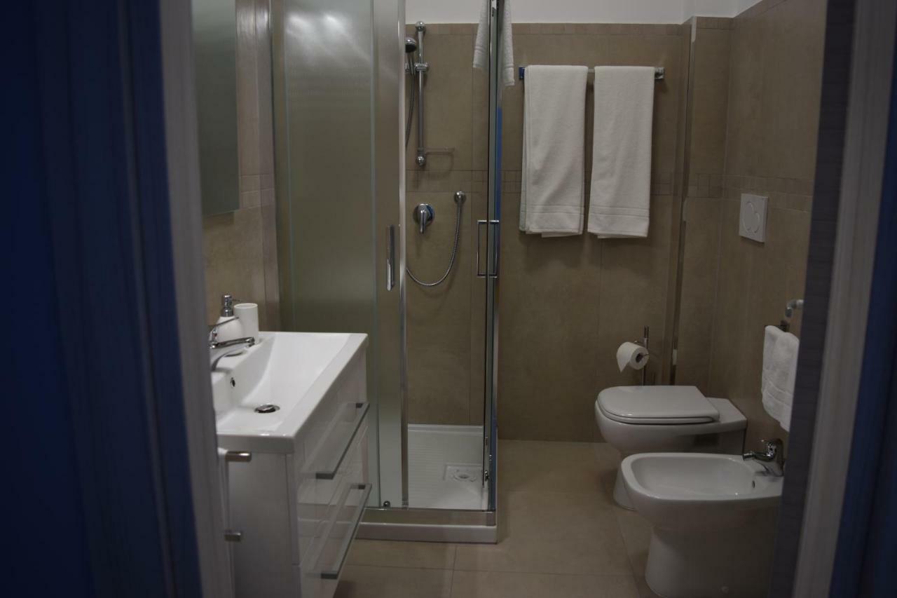 Casa Vacanze Lombardo Santa Teresa Di Riva Dış mekan fotoğraf