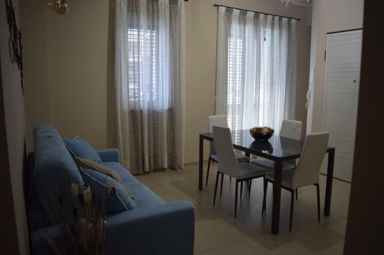 Casa Vacanze Lombardo Santa Teresa Di Riva Dış mekan fotoğraf