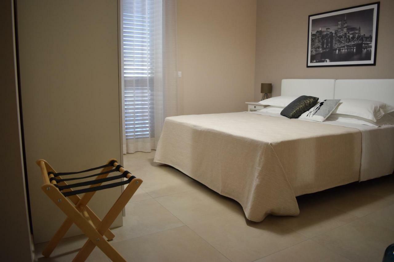 Casa Vacanze Lombardo Santa Teresa Di Riva Dış mekan fotoğraf