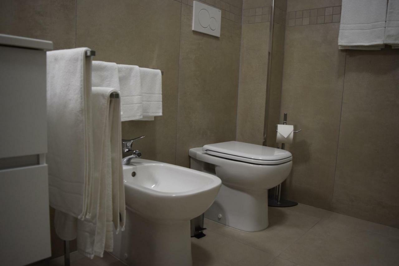 Casa Vacanze Lombardo Santa Teresa Di Riva Dış mekan fotoğraf