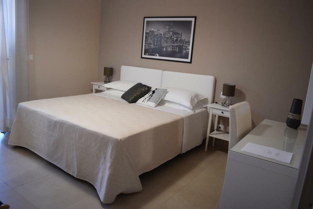 Casa Vacanze Lombardo Santa Teresa Di Riva Dış mekan fotoğraf